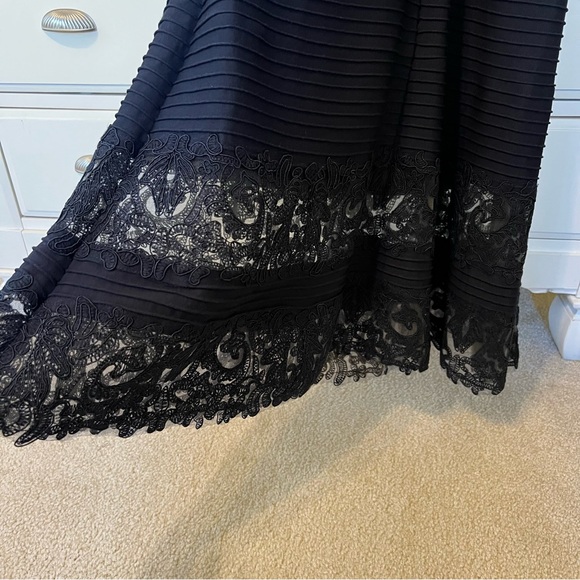 Tadashi Shoji Navy Blue Lace Dress Wedding Guest MOB Size Small NWOT Cocktail - Picture 11 of 13